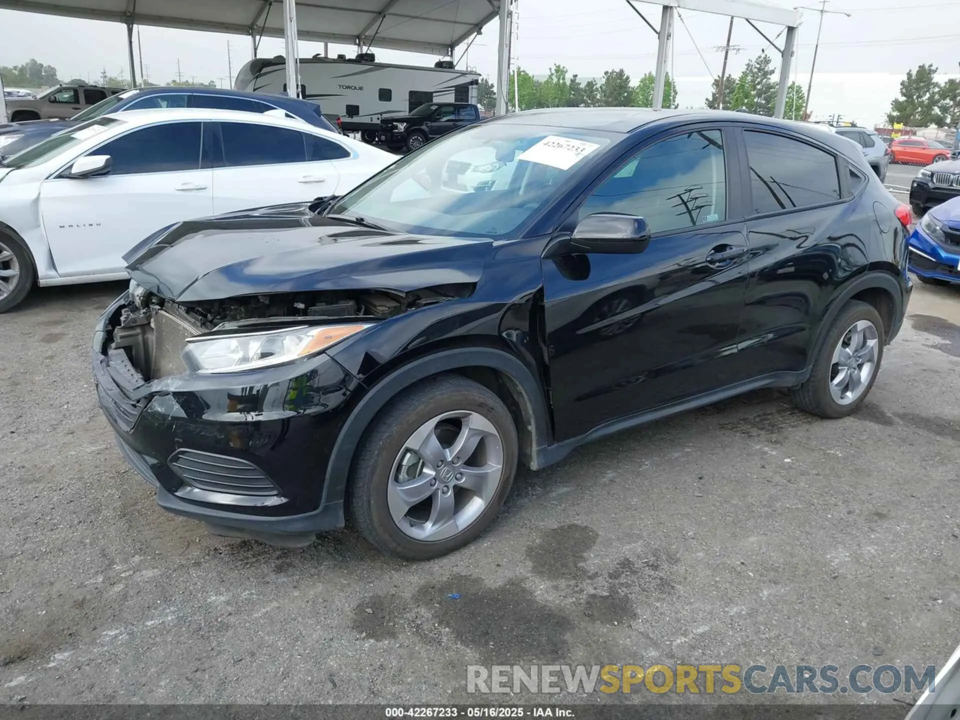 2 Photograph of a damaged car 3CZRU6H39LM728490 HONDA HR-V 2020