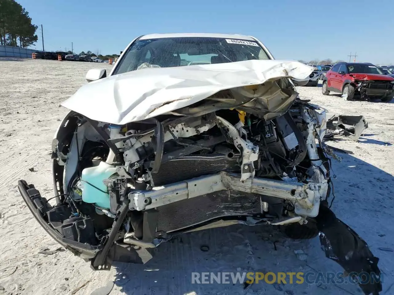 5 Photograph of a damaged car 3CZRU6H39LM729199 HONDA HR-V 2020