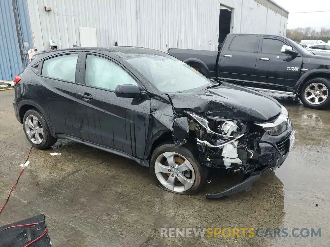 4 Photograph of a damaged car 3CZRU6H3XLG701233 HONDA HR-V 2020