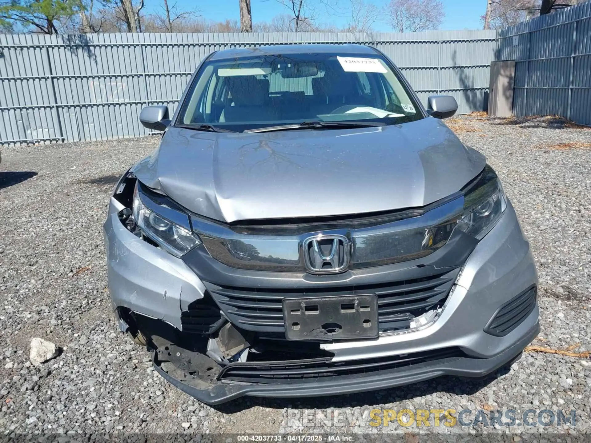 12 Photograph of a damaged car 3CZRU6H3XLG703497 HONDA HR-V 2020