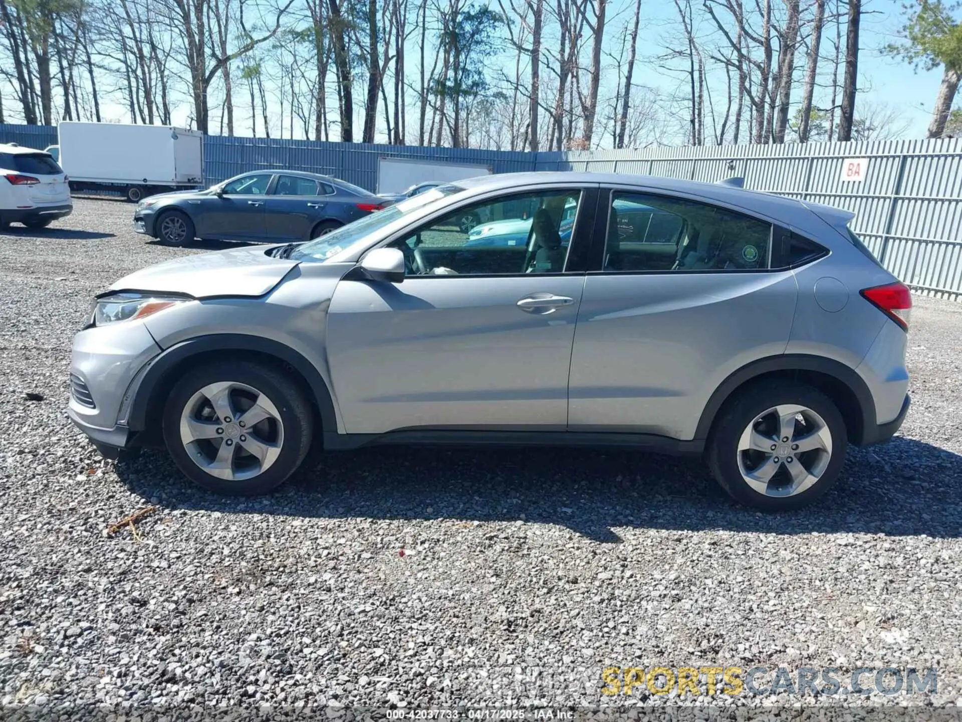 14 Photograph of a damaged car 3CZRU6H3XLG703497 HONDA HR-V 2020