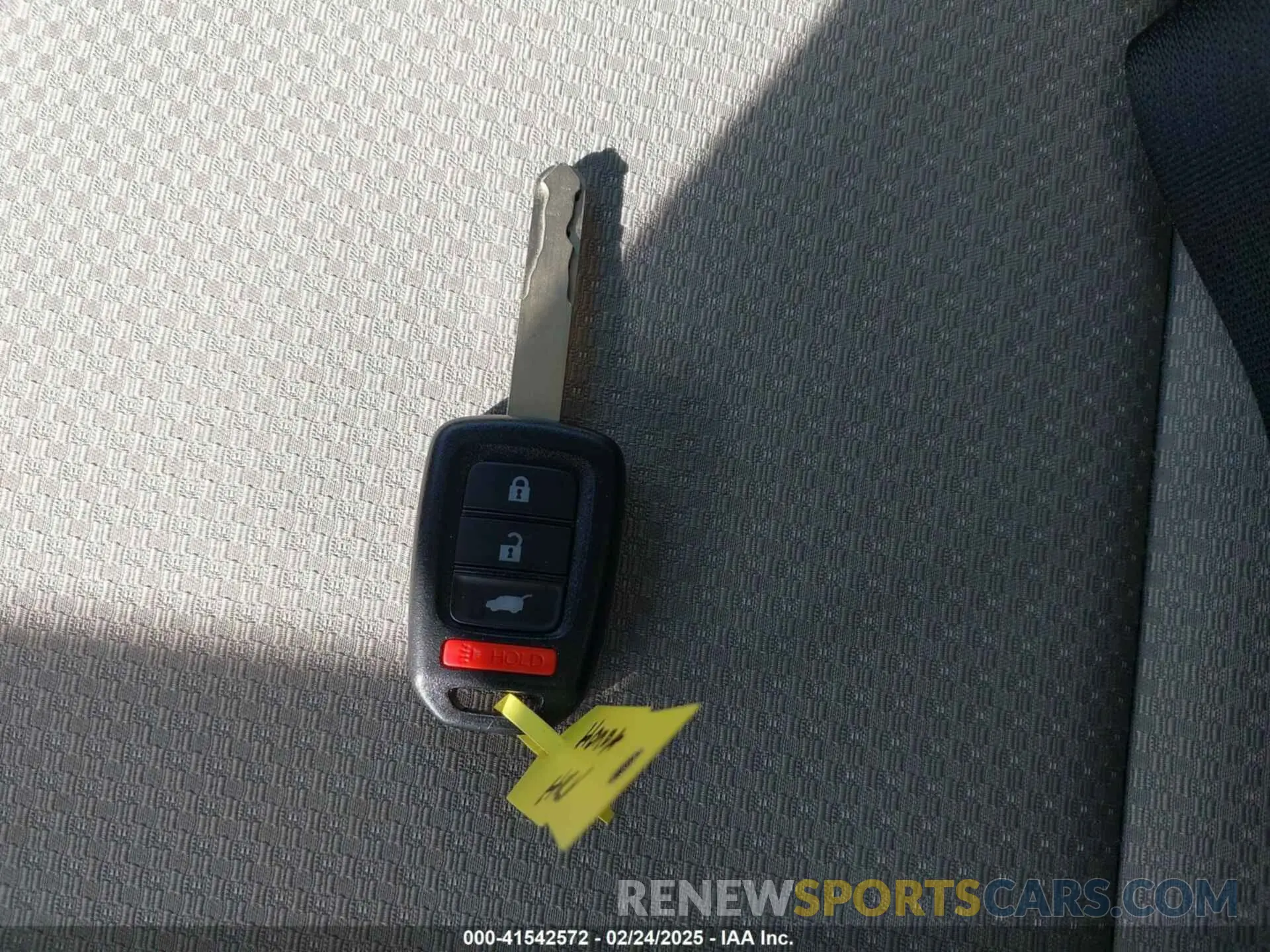 11 Photograph of a damaged car 3CZRU6H3XLM721368 HONDA HR-V 2020