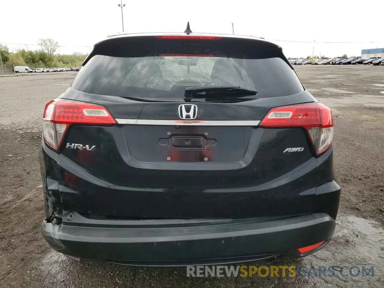 6 Photograph of a damaged car 3CZRU6H50LM702930 HONDA HR-V 2020