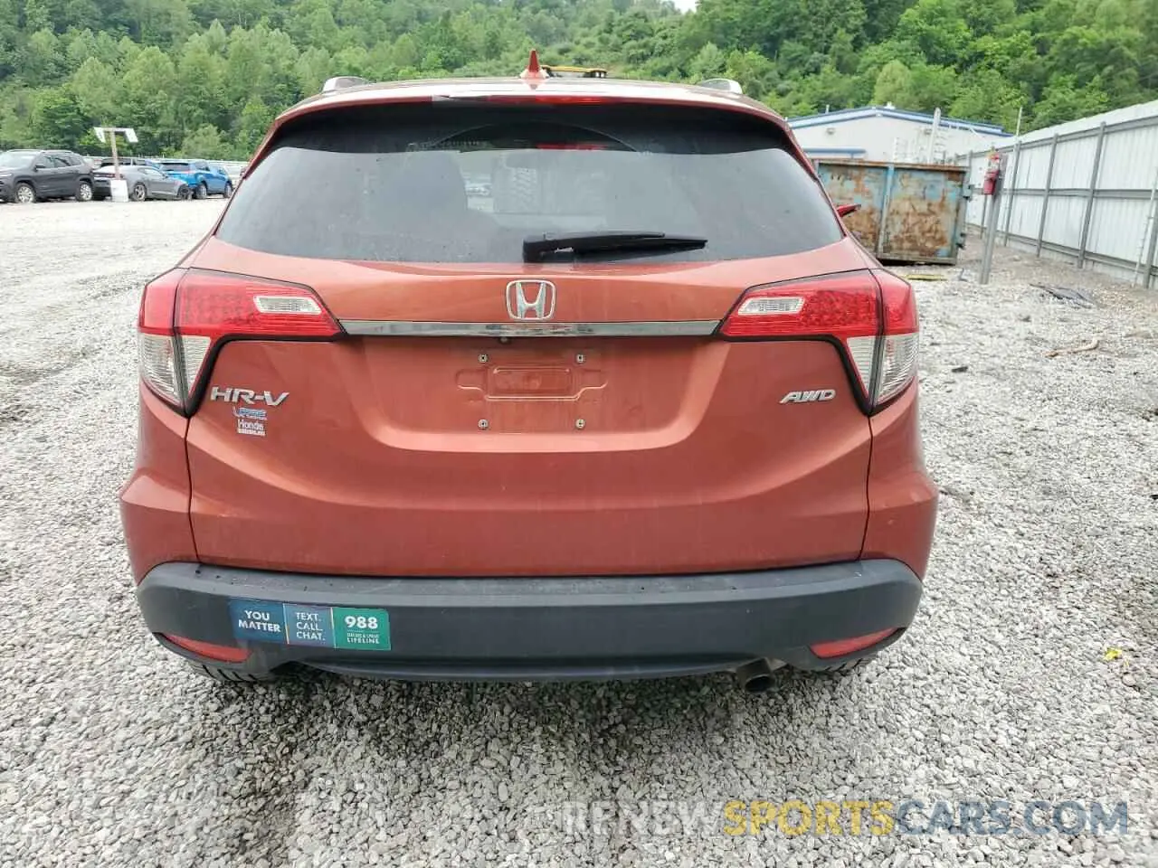 6 Photograph of a damaged car 3CZRU6H51LM709983 HONDA HR-V 2020