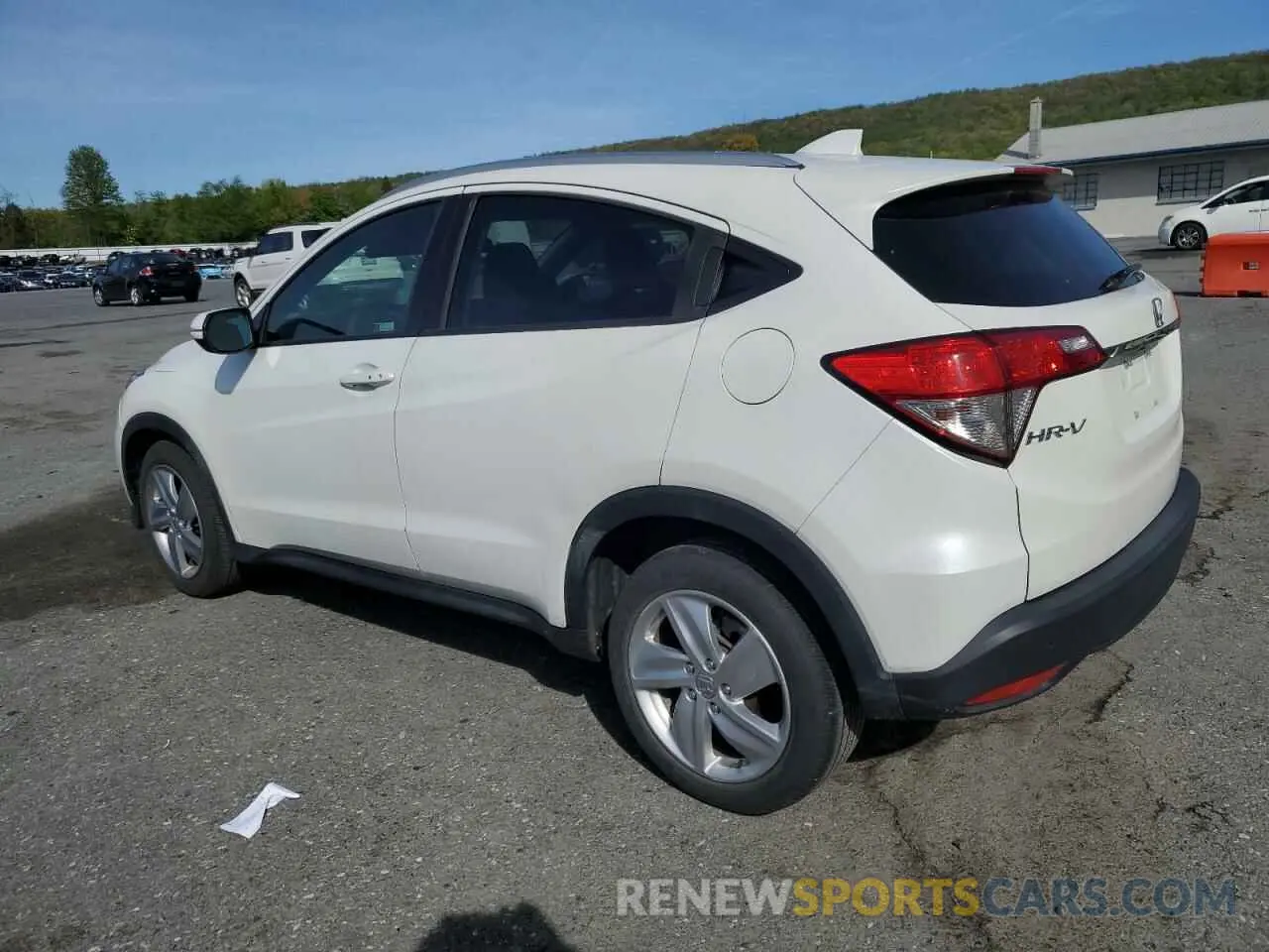 2 Photograph of a damaged car 3CZRU6H51LM712009 HONDA HR-V 2020