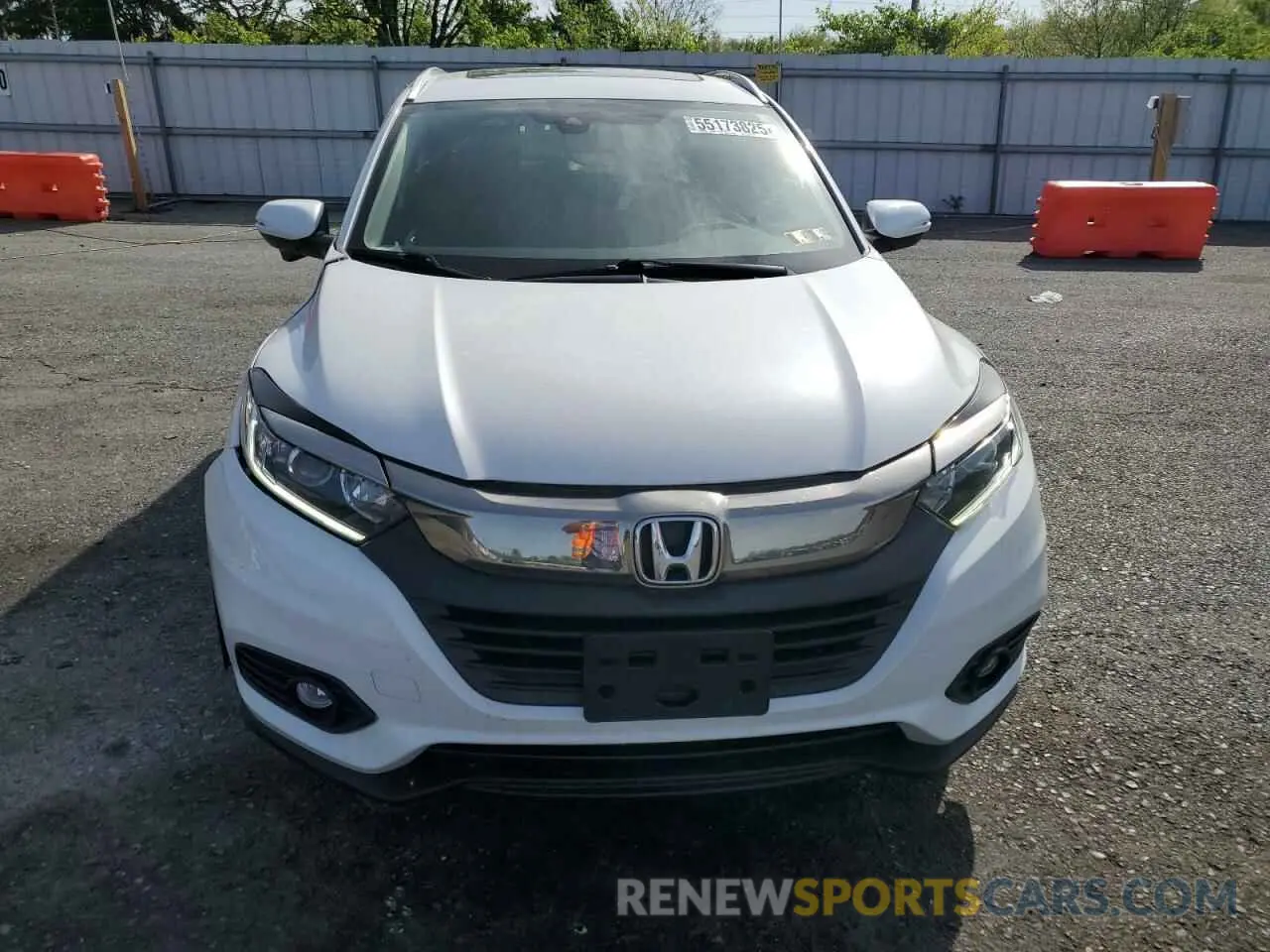 5 Photograph of a damaged car 3CZRU6H51LM712009 HONDA HR-V 2020
