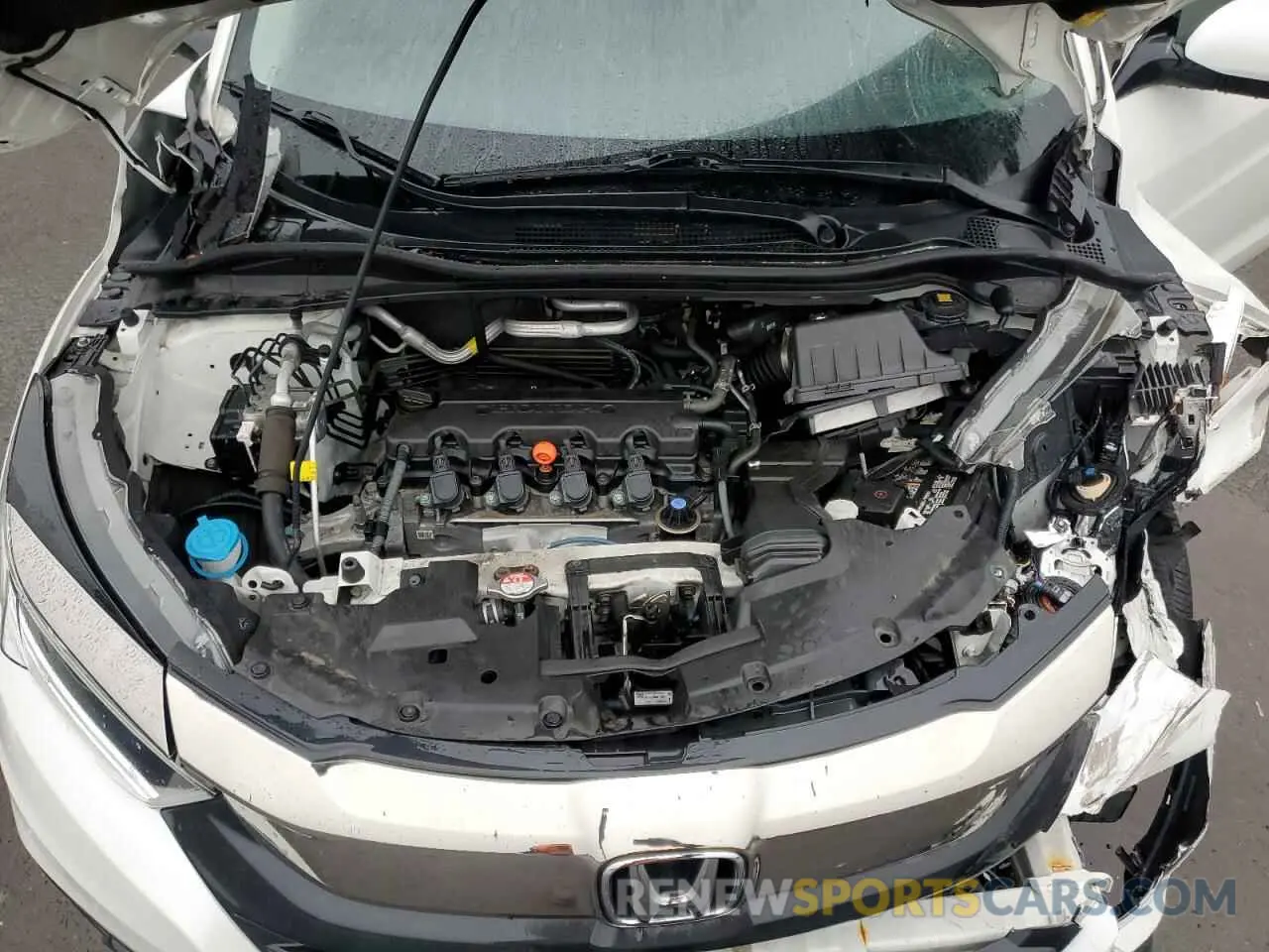 12 Photograph of a damaged car 3CZRU6H51LM735435 HONDA HR-V 2020