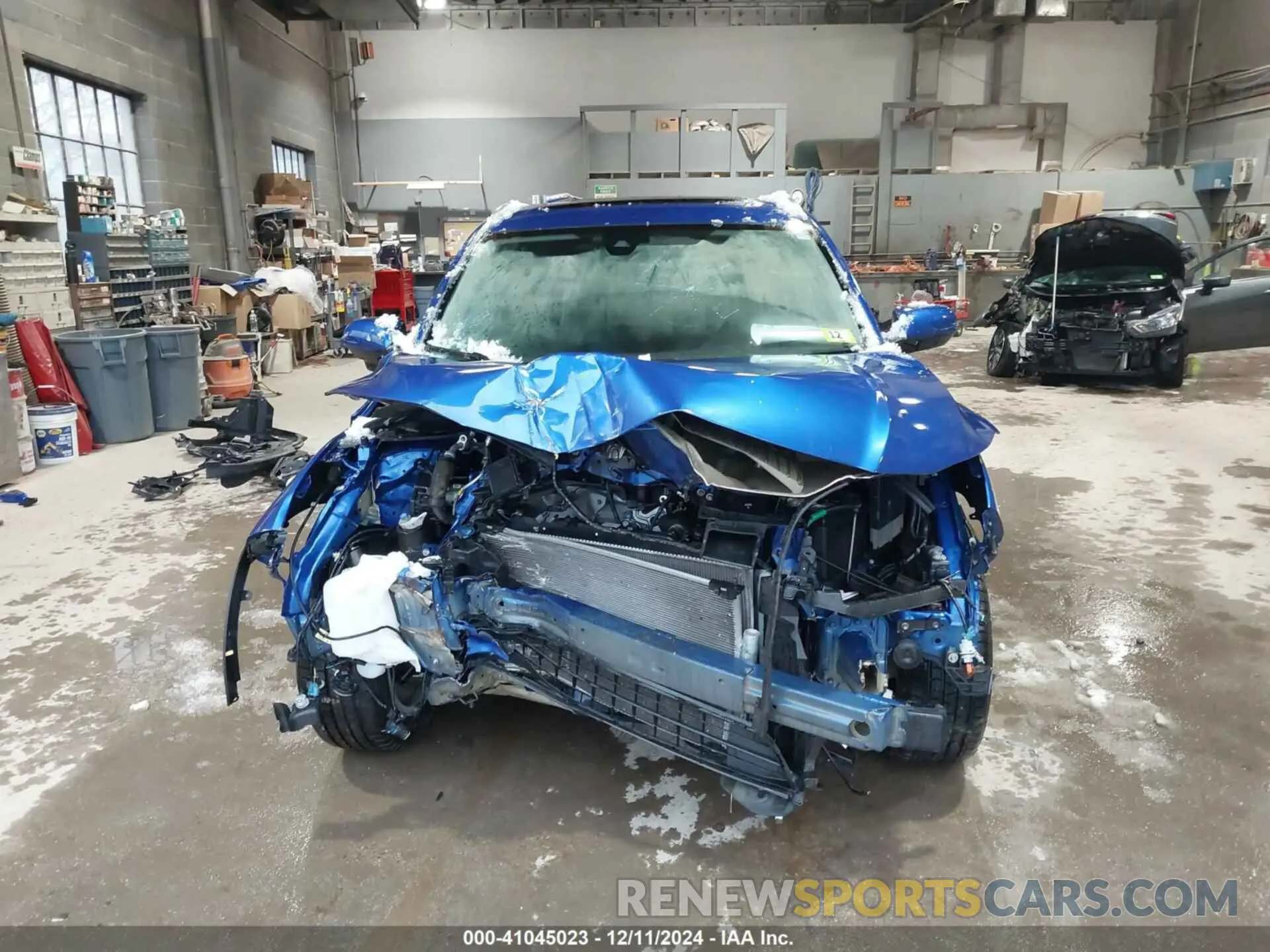 12 Photograph of a damaged car 3CZRU6H52LM724136 HONDA HR-V 2020