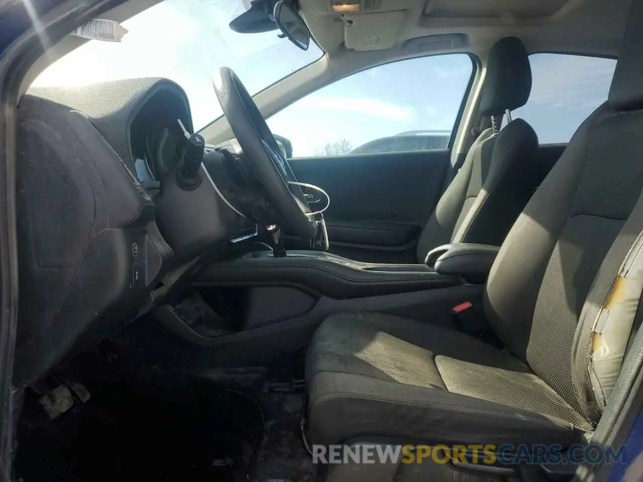 7 Photograph of a damaged car 3CZRU6H52LM732446 HONDA HR-V 2020