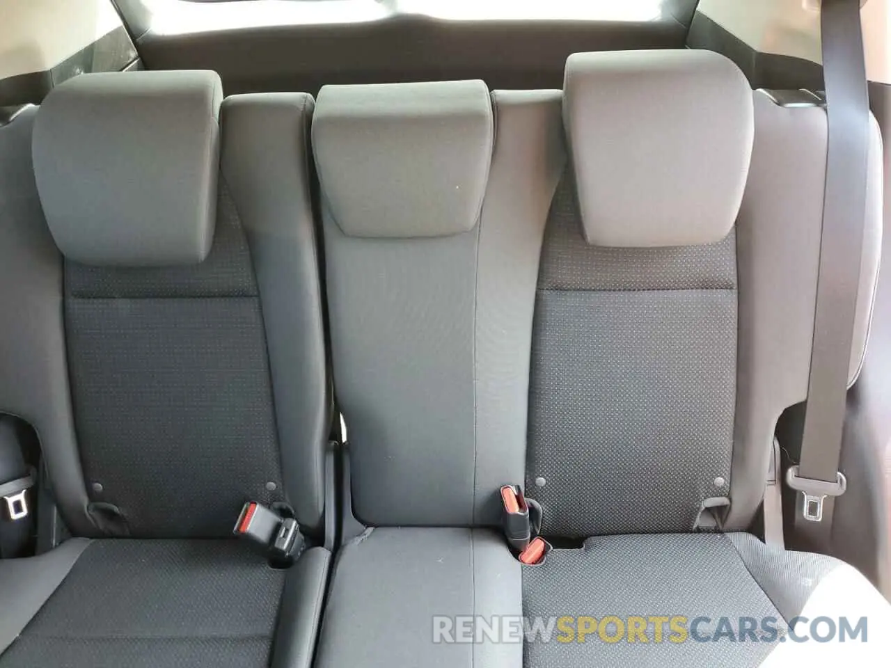 10 Photograph of a damaged car 3CZRU6H53LM703568 HONDA HR-V 2020
