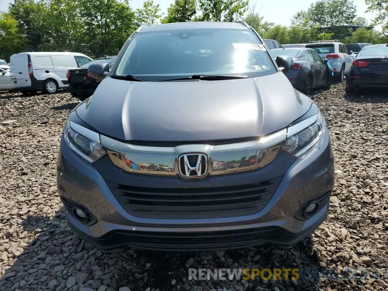 5 Photograph of a damaged car 3CZRU6H53LM703568 HONDA HR-V 2020