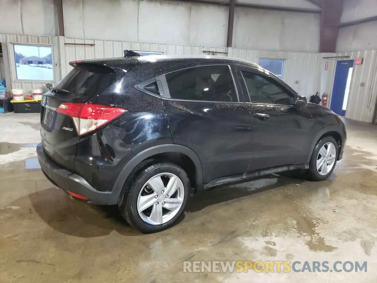3 Photograph of a damaged car 3CZRU6H53LM731208 HONDA HR-V 2020