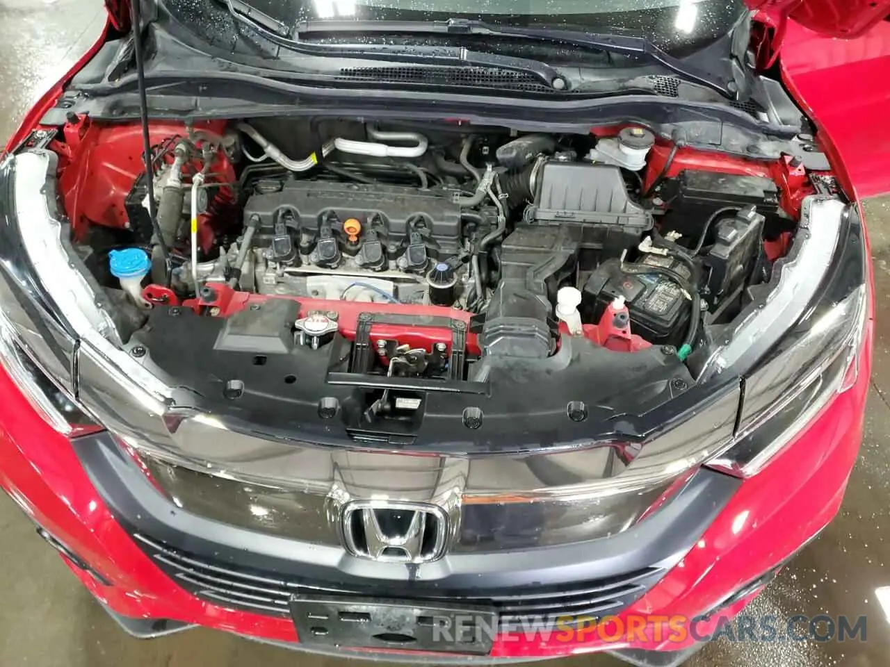 13 Photograph of a damaged car 3CZRU6H54LM702056 HONDA HR-V 2020