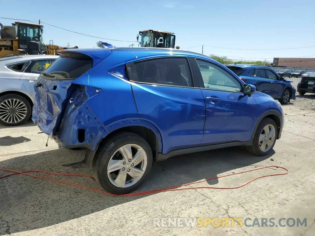 3 Photograph of a damaged car 3CZRU6H54LM725241 HONDA HR-V 2020