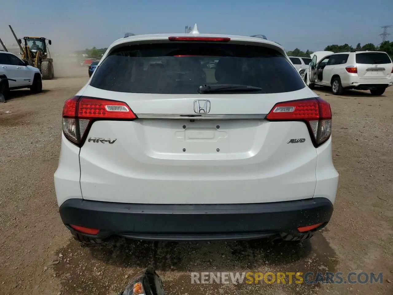 6 Photograph of a damaged car 3CZRU6H55LM732523 HONDA HR-V 2020