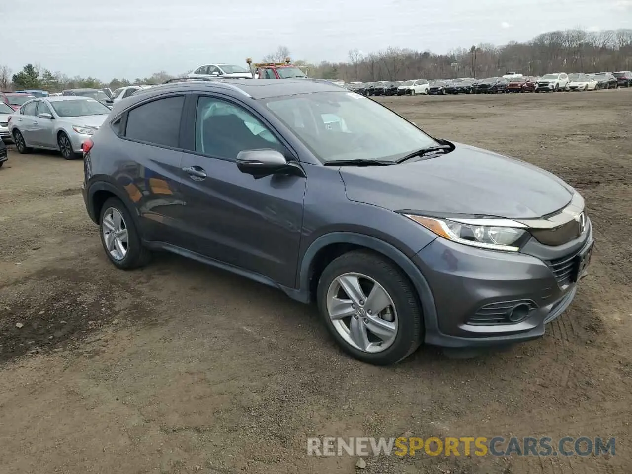 4 Photograph of a damaged car 3CZRU6H57LM717859 HONDA HR-V 2020