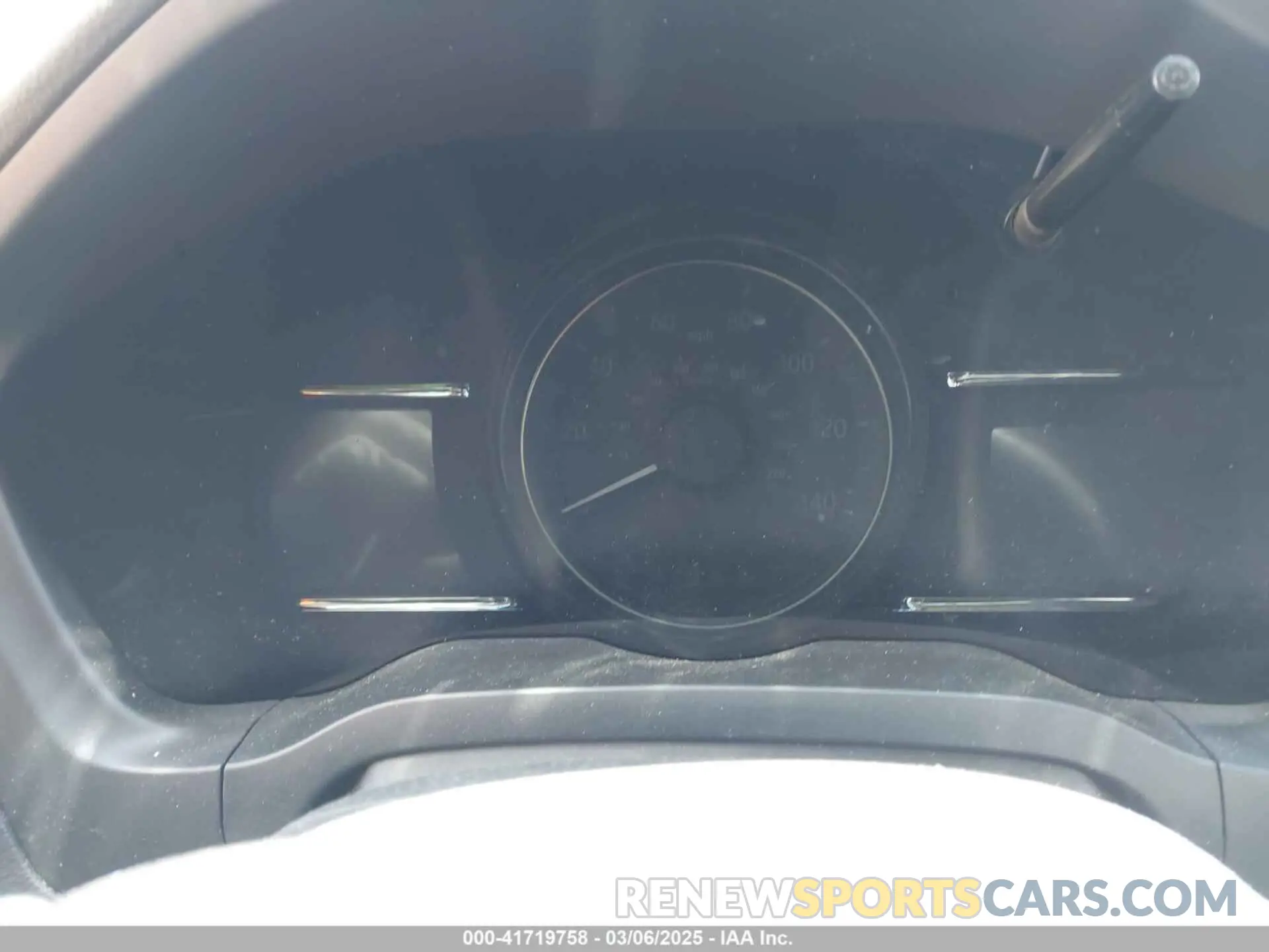 7 Photograph of a damaged car 3CZRU6H57LM719014 HONDA HR-V 2020