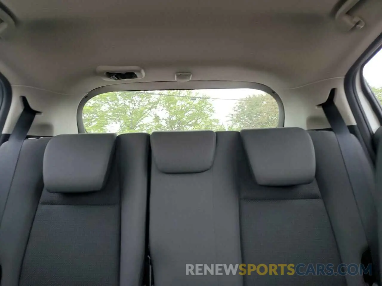 10 Photograph of a damaged car 3CZRU6H58LM709169 HONDA HR-V 2020