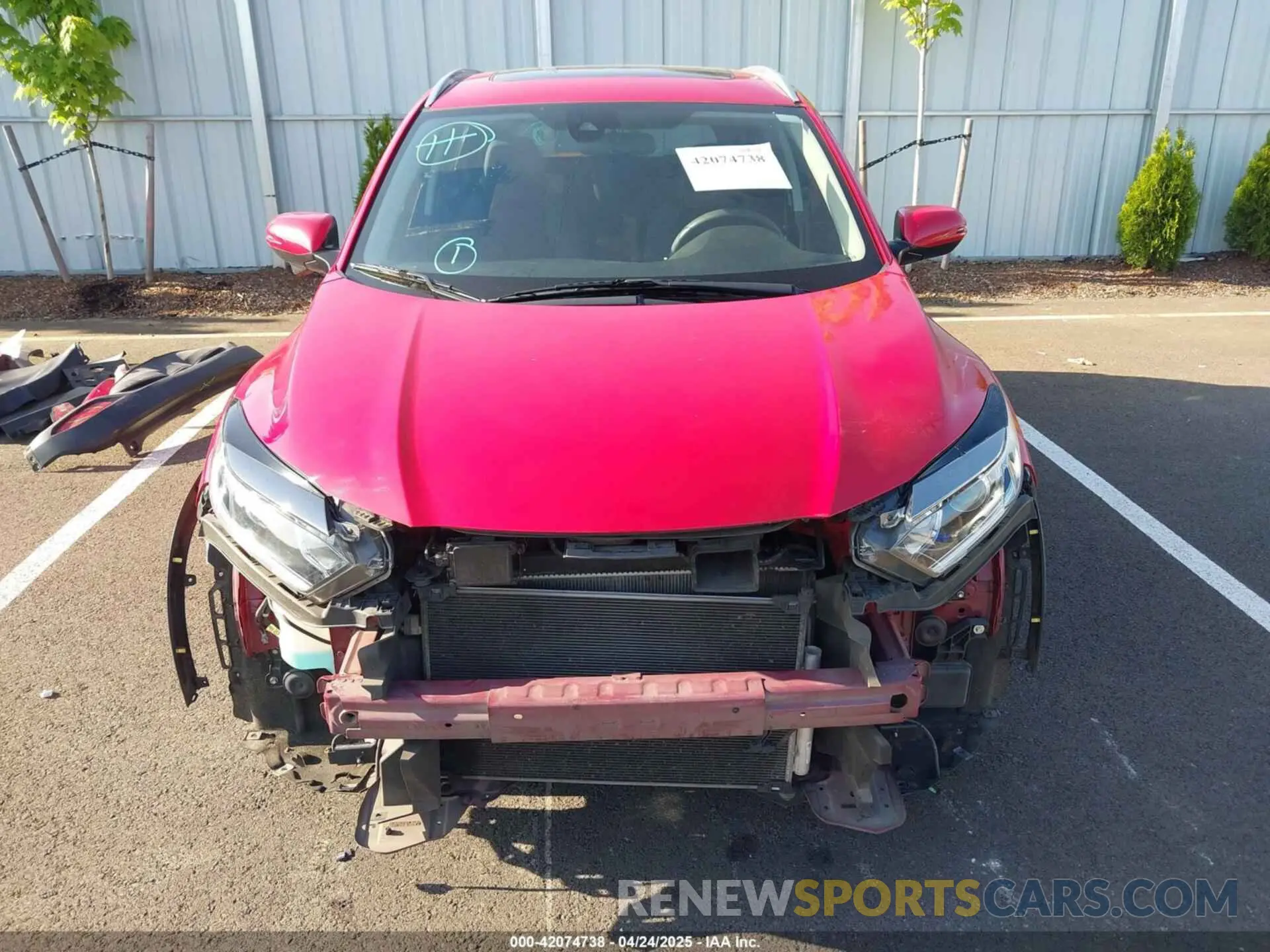 13 Photograph of a damaged car 3CZRU6H58LM714601 HONDA HR-V 2020