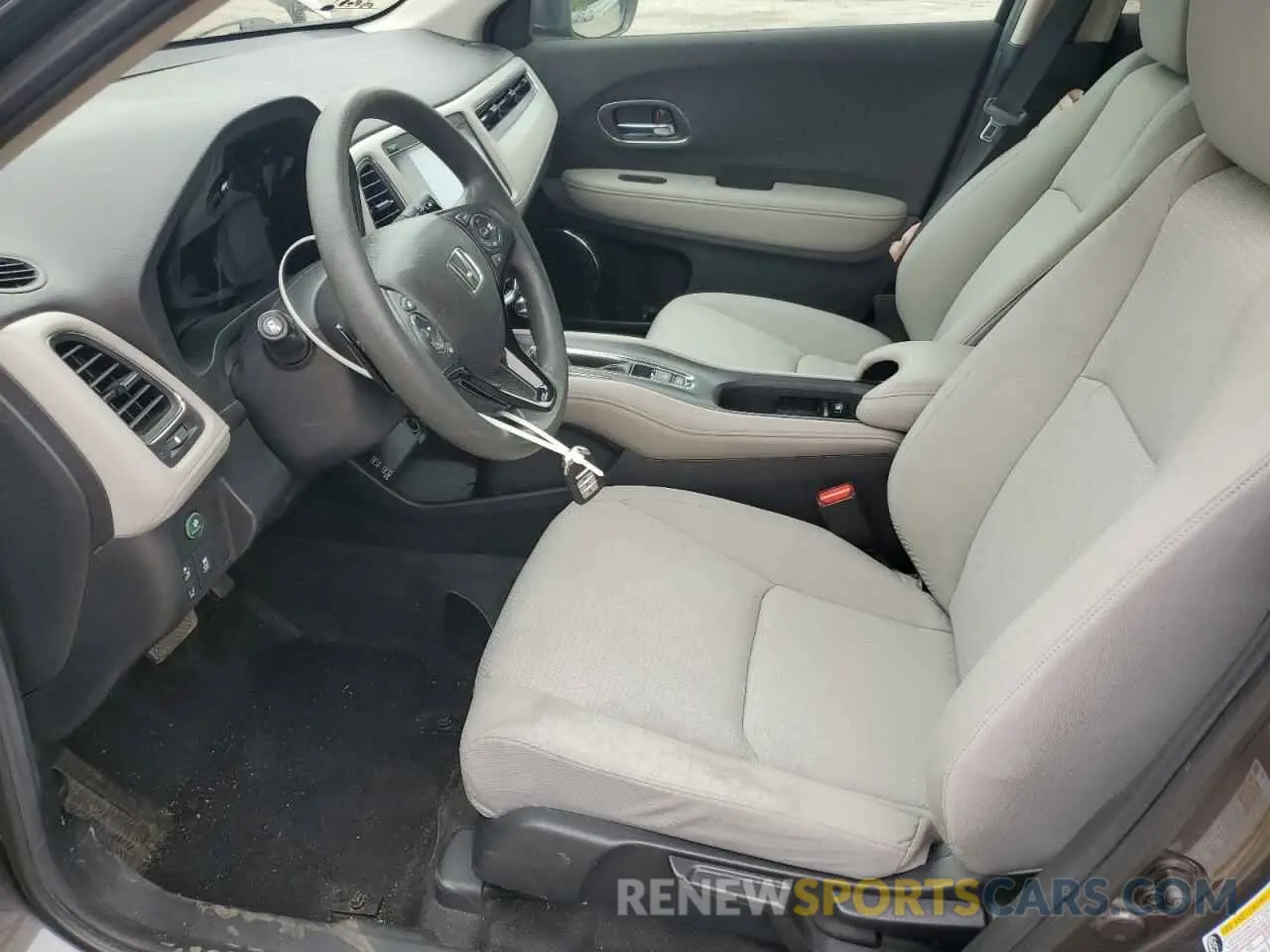 7 Photograph of a damaged car 3CZRU6H58LM727221 HONDA HR-V 2020