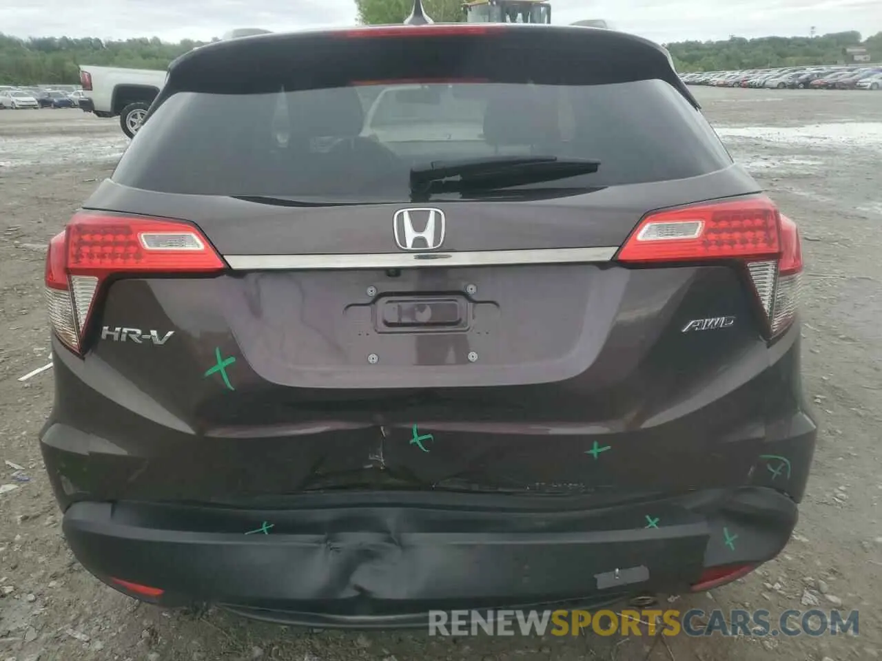 6 Photograph of a damaged car 3CZRU6H58LM733231 HONDA HR-V 2020