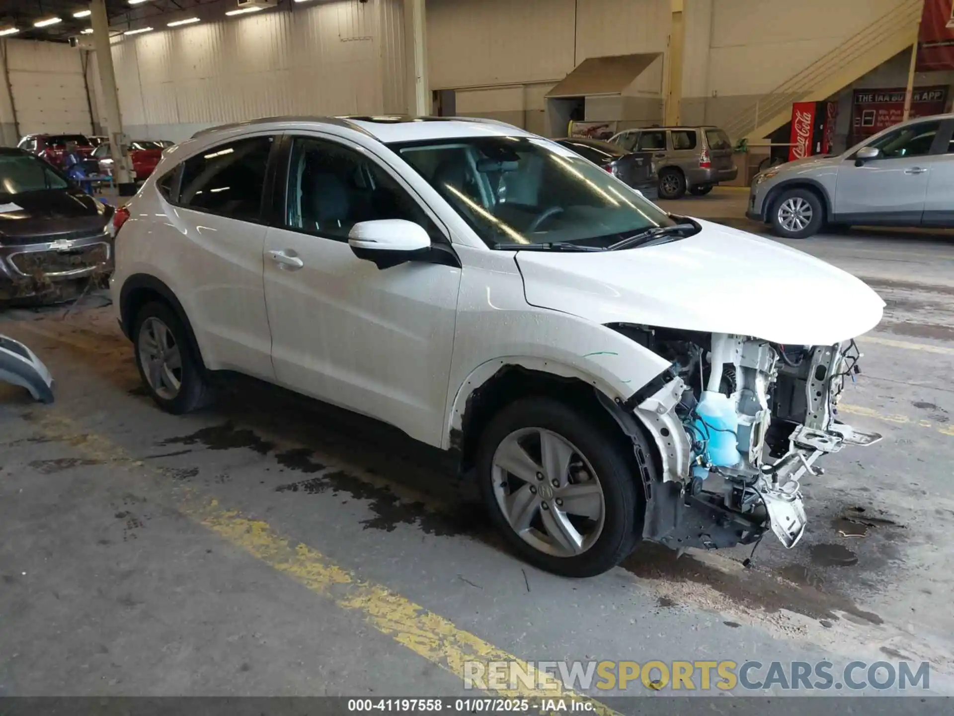 1 Photograph of a damaged car 3CZRU6H5XLM707195 HONDA HR-V 2020