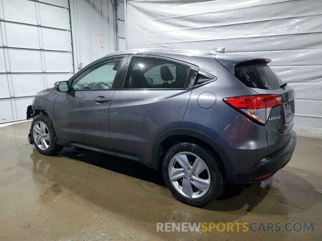 2 Photograph of a damaged car 3CZRU6H5XLM729469 HONDA HR-V 2020