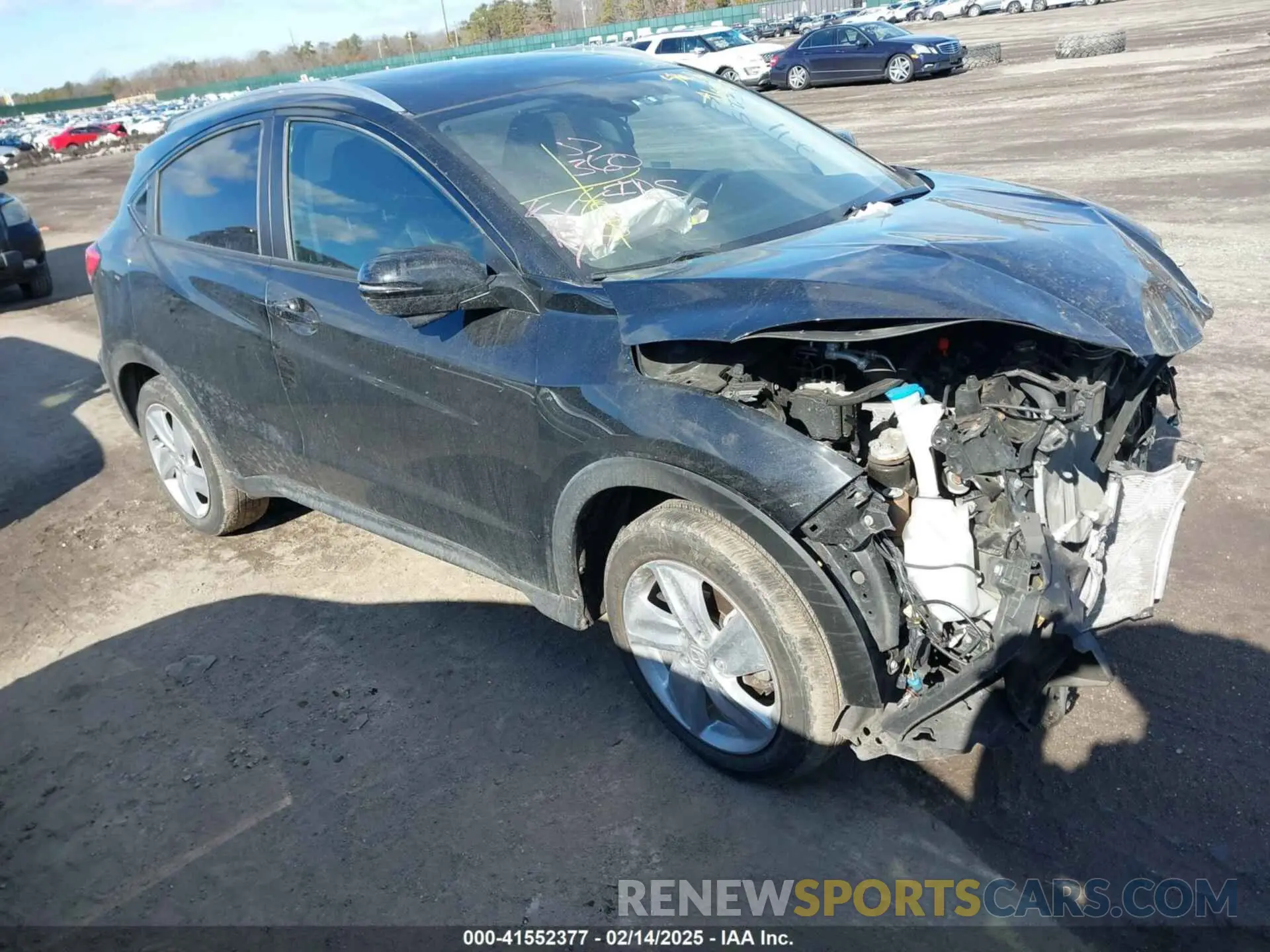 1 Photograph of a damaged car 3CZRU6H77LM729754 HONDA HR-V 2020