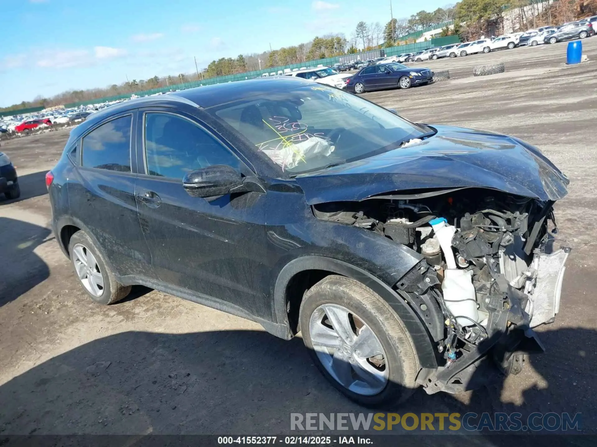 13 Photograph of a damaged car 3CZRU6H77LM729754 HONDA HR-V 2020