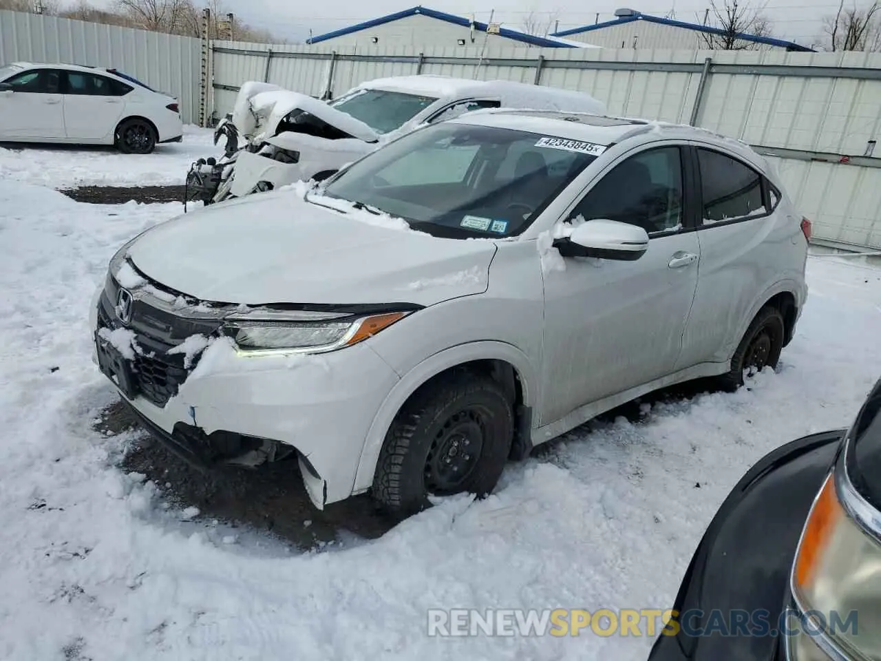 1 Photograph of a damaged car 3CZRU6H93LM720065 HONDA HR-V 2020