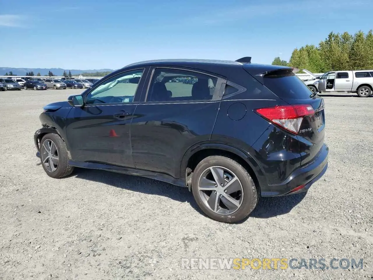 2 Photograph of a damaged car 3CZRU6H99LM700953 HONDA HR-V 2020