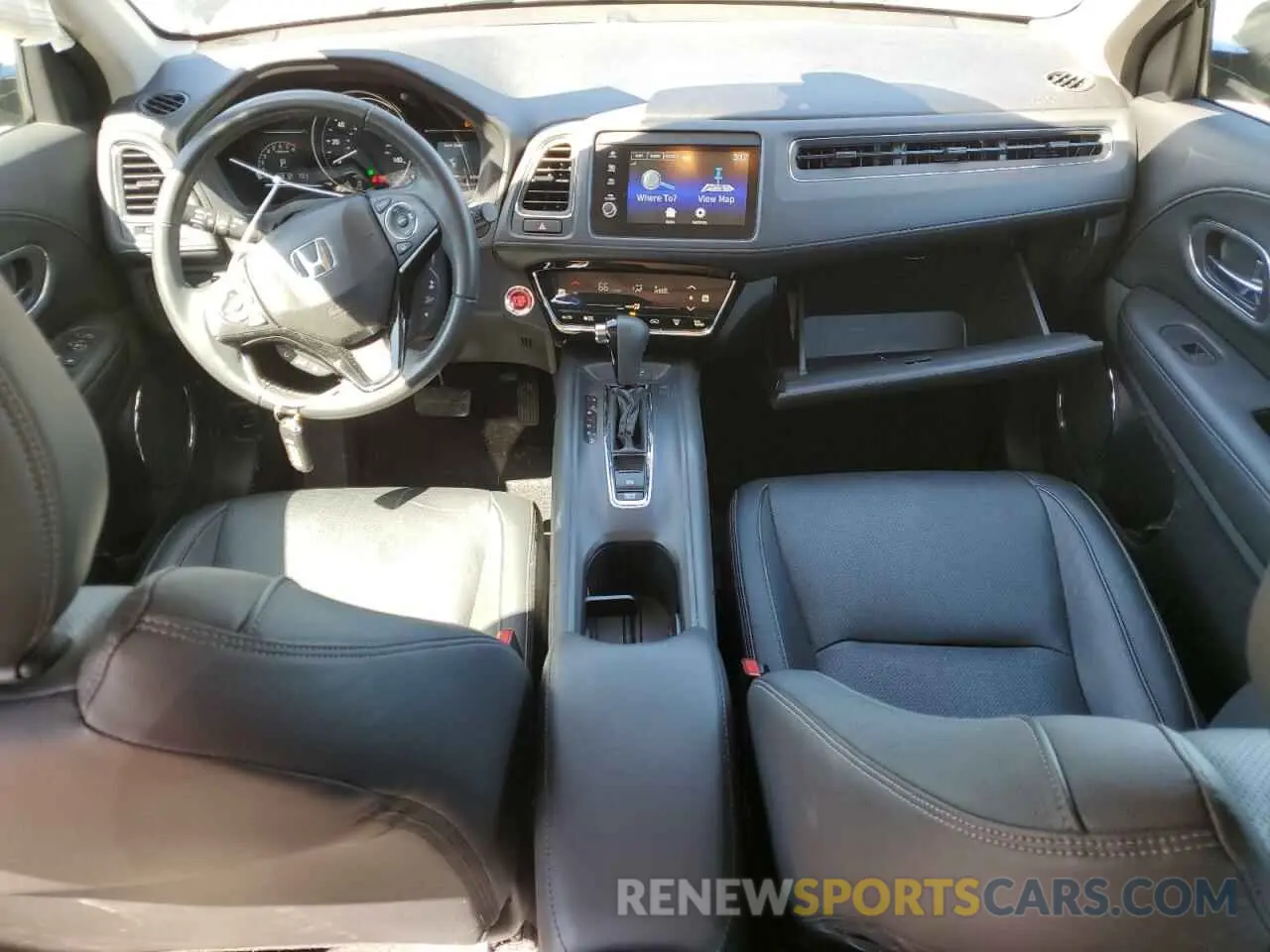 8 Photograph of a damaged car 3CZRU6H99LM700953 HONDA HR-V 2020