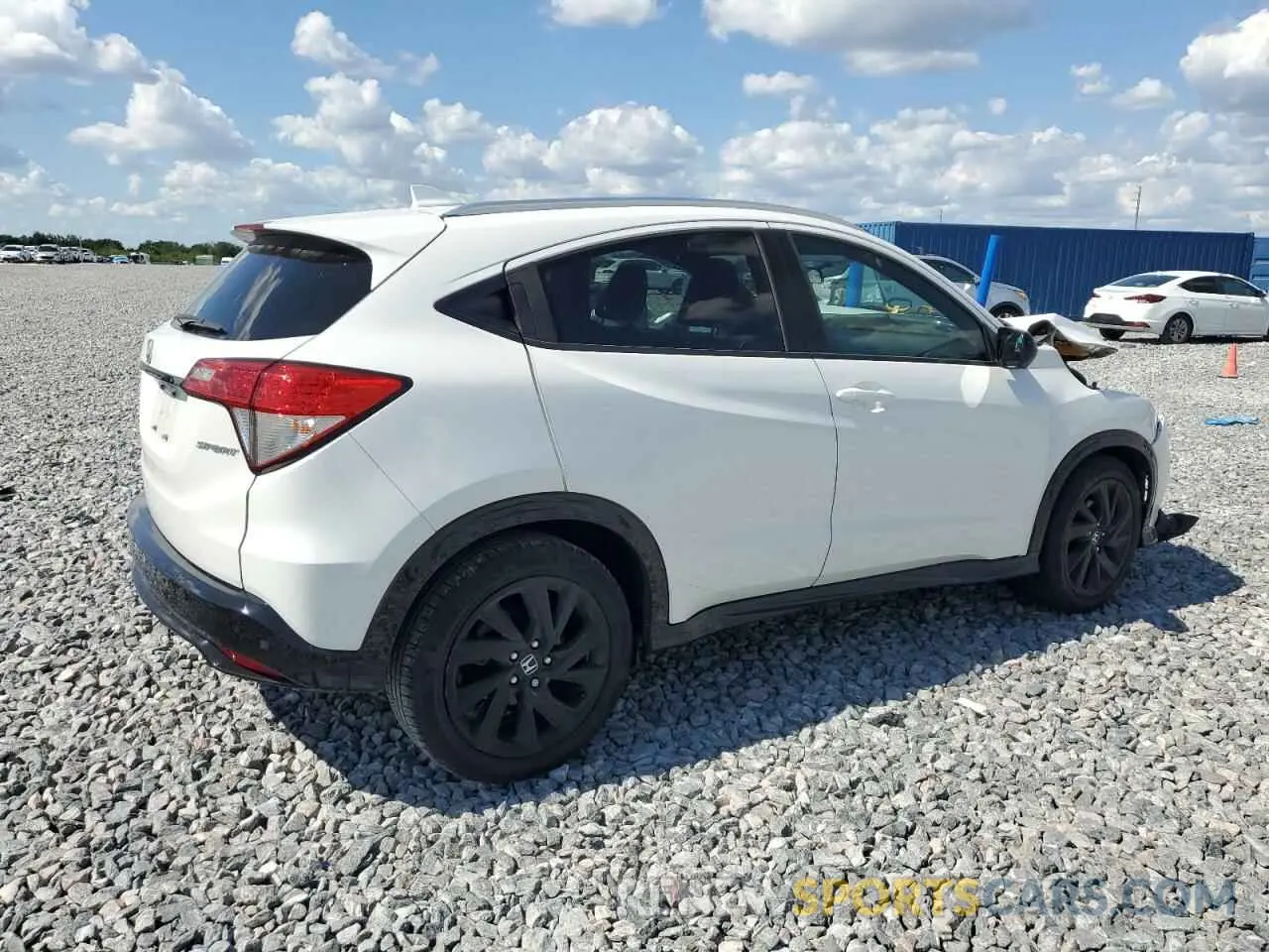 3 Photograph of a damaged car 3CZRU5H10MM703116 HONDA HR-V 2021