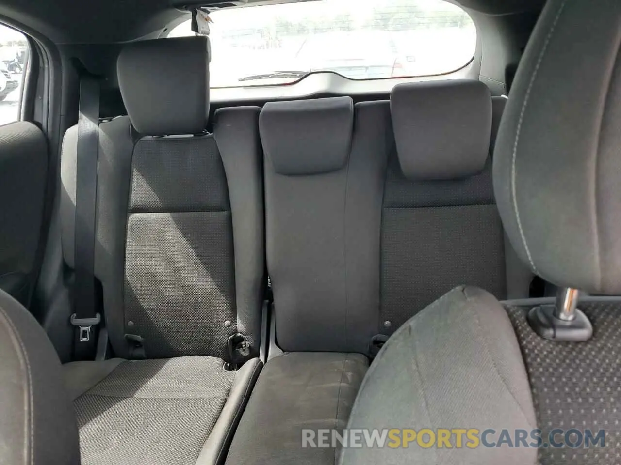 10 Photograph of a damaged car 3CZRU5H11MM715386 HONDA HR-V 2021