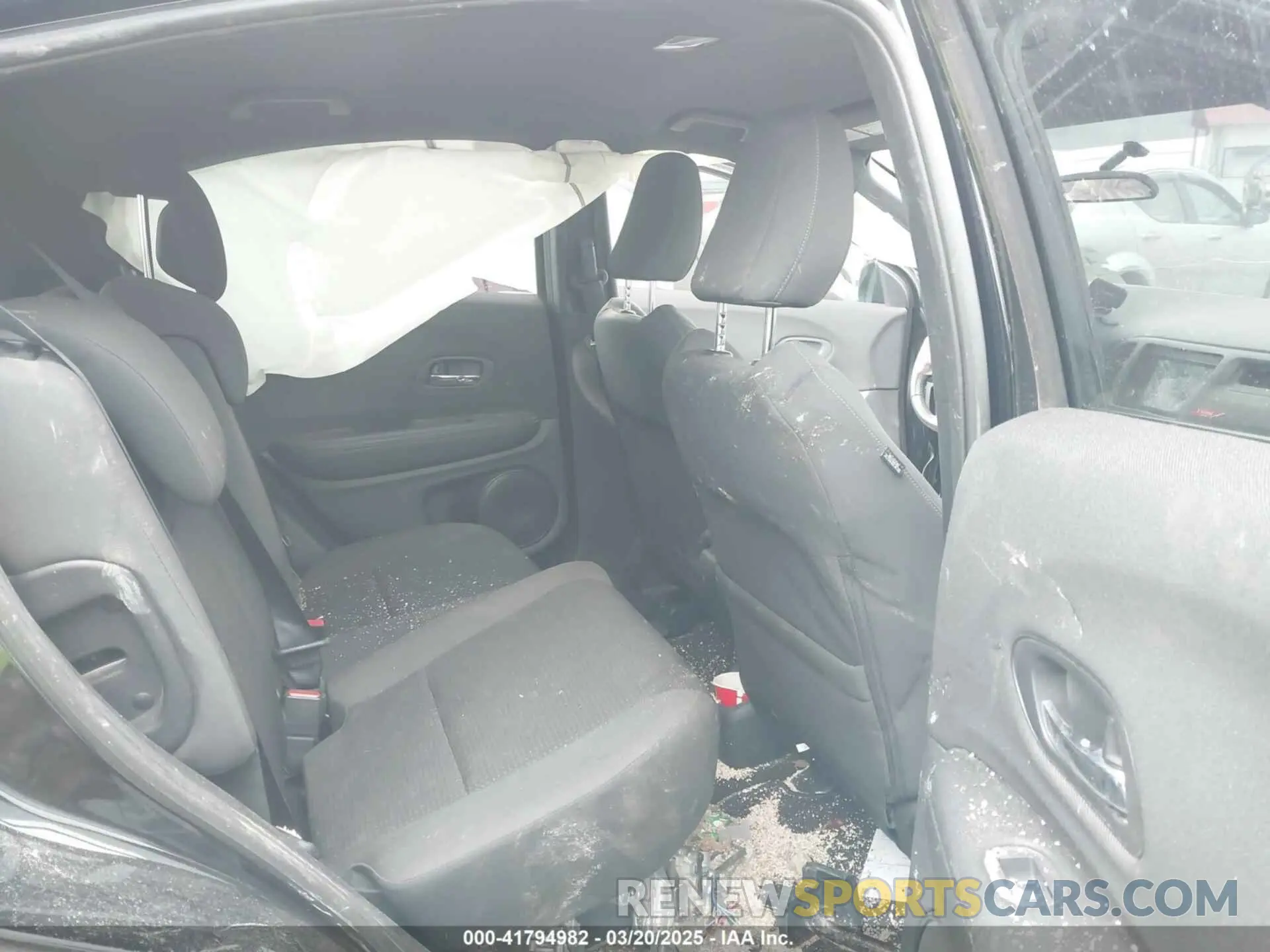 8 Photograph of a damaged car 3CZRU5H11MM720863 HONDA HR-V 2021