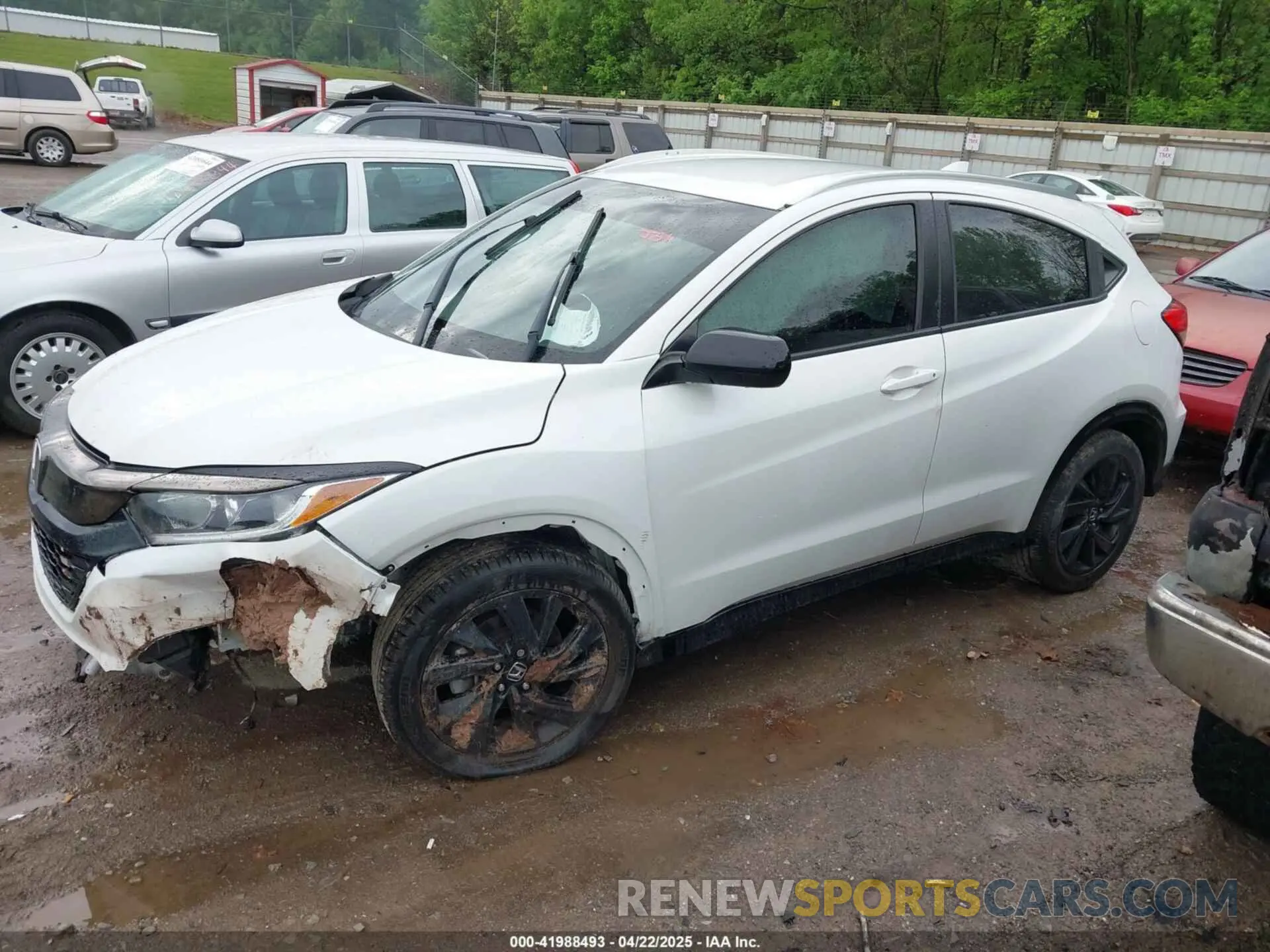 14 Photograph of a damaged car 3CZRU5H12MM700461 HONDA HR-V 2021