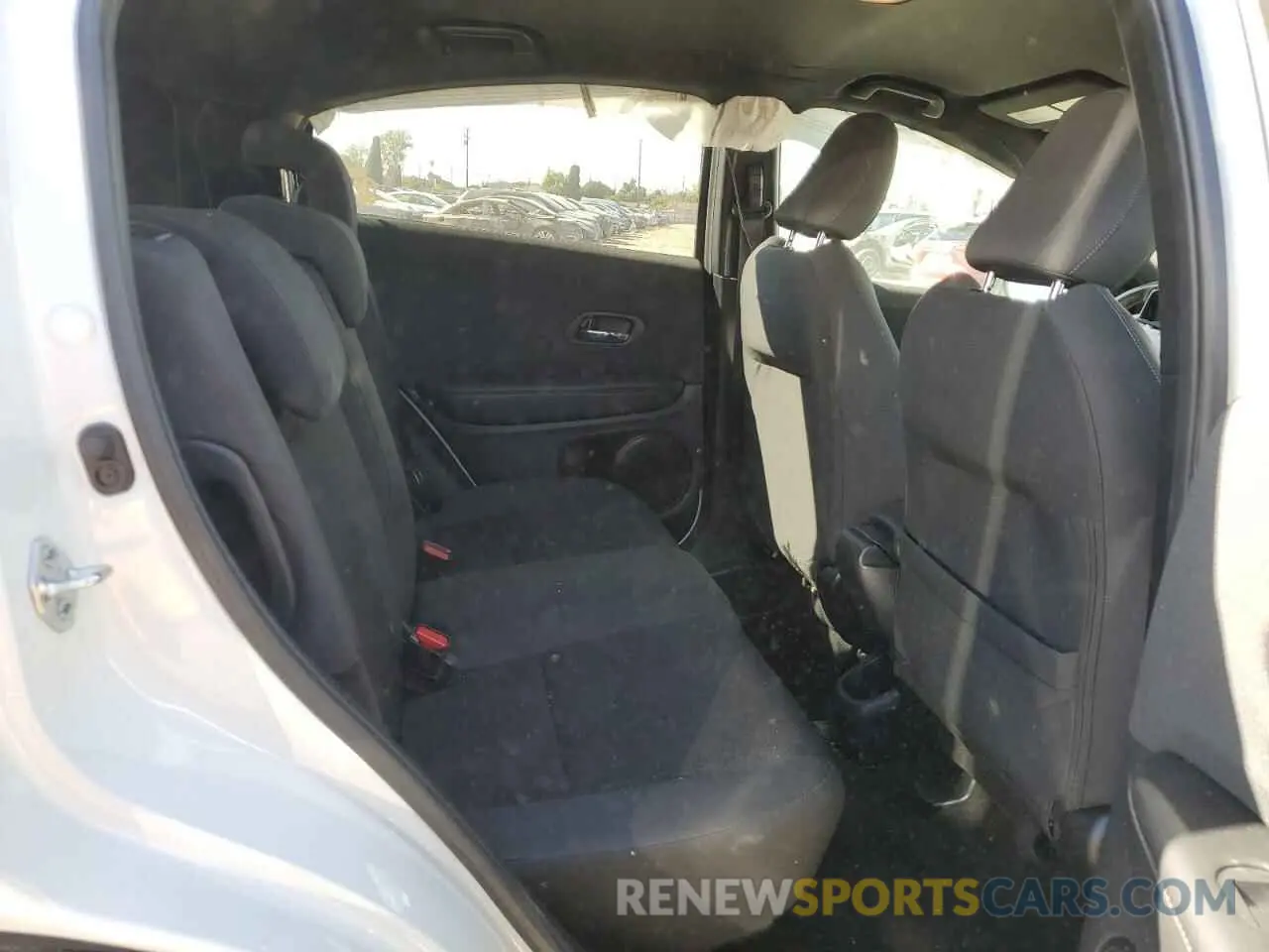 11 Photograph of a damaged car 3CZRU5H14MM717214 HONDA HR-V 2021