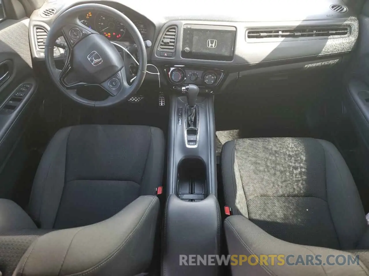 8 Photograph of a damaged car 3CZRU5H14MM726754 HONDA HR-V 2021
