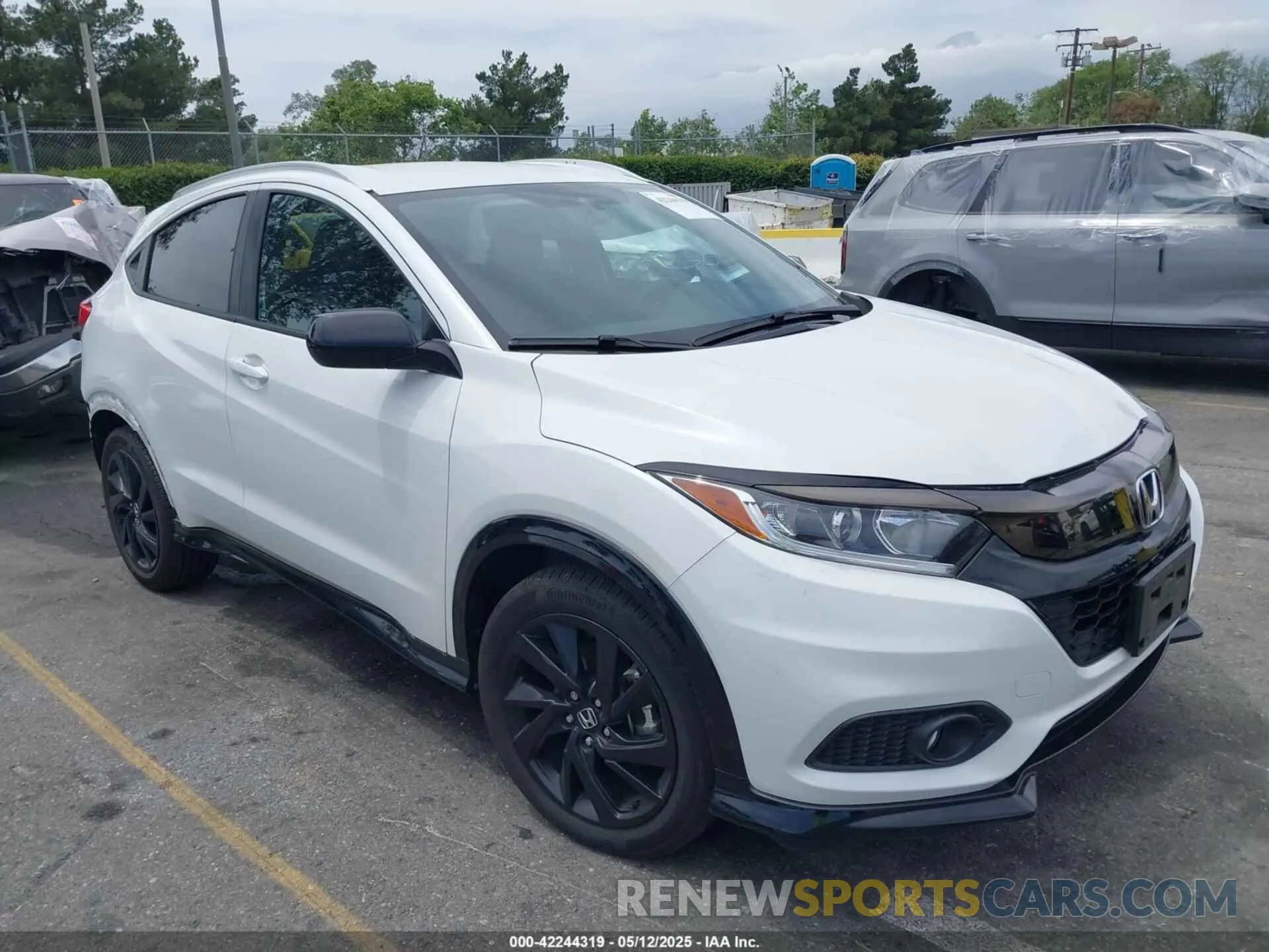 1 Photograph of a damaged car 3CZRU5H15MM725984 HONDA HR-V 2021