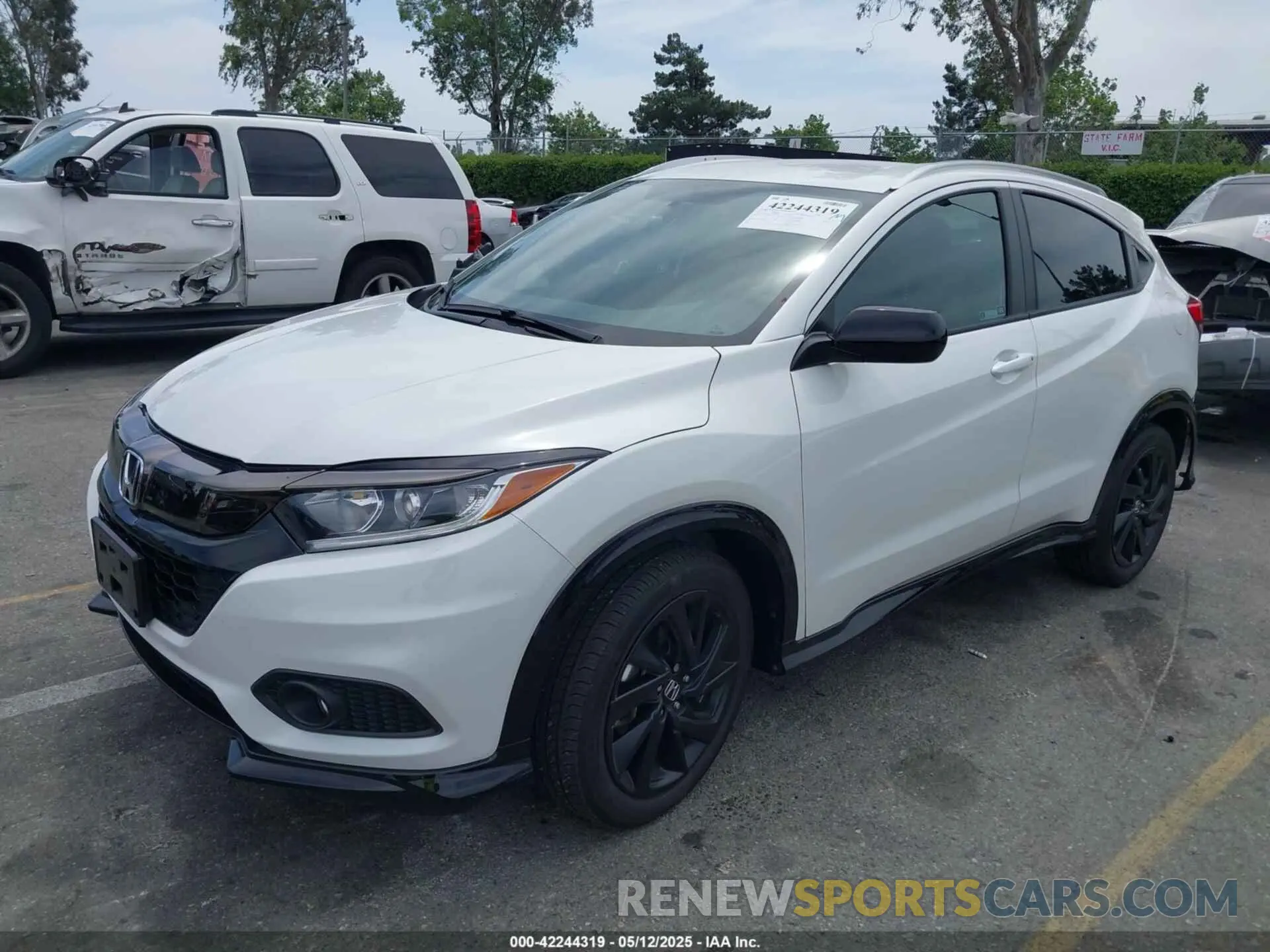 2 Photograph of a damaged car 3CZRU5H15MM725984 HONDA HR-V 2021