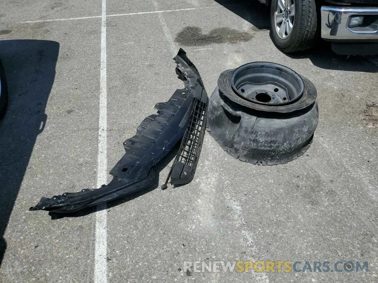 13 Photograph of a damaged car 3CZRU5H16MM734497 HONDA HR-V 2021