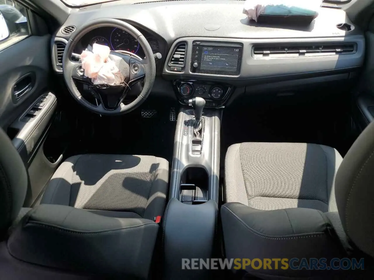 8 Photograph of a damaged car 3CZRU5H16MM734497 HONDA HR-V 2021