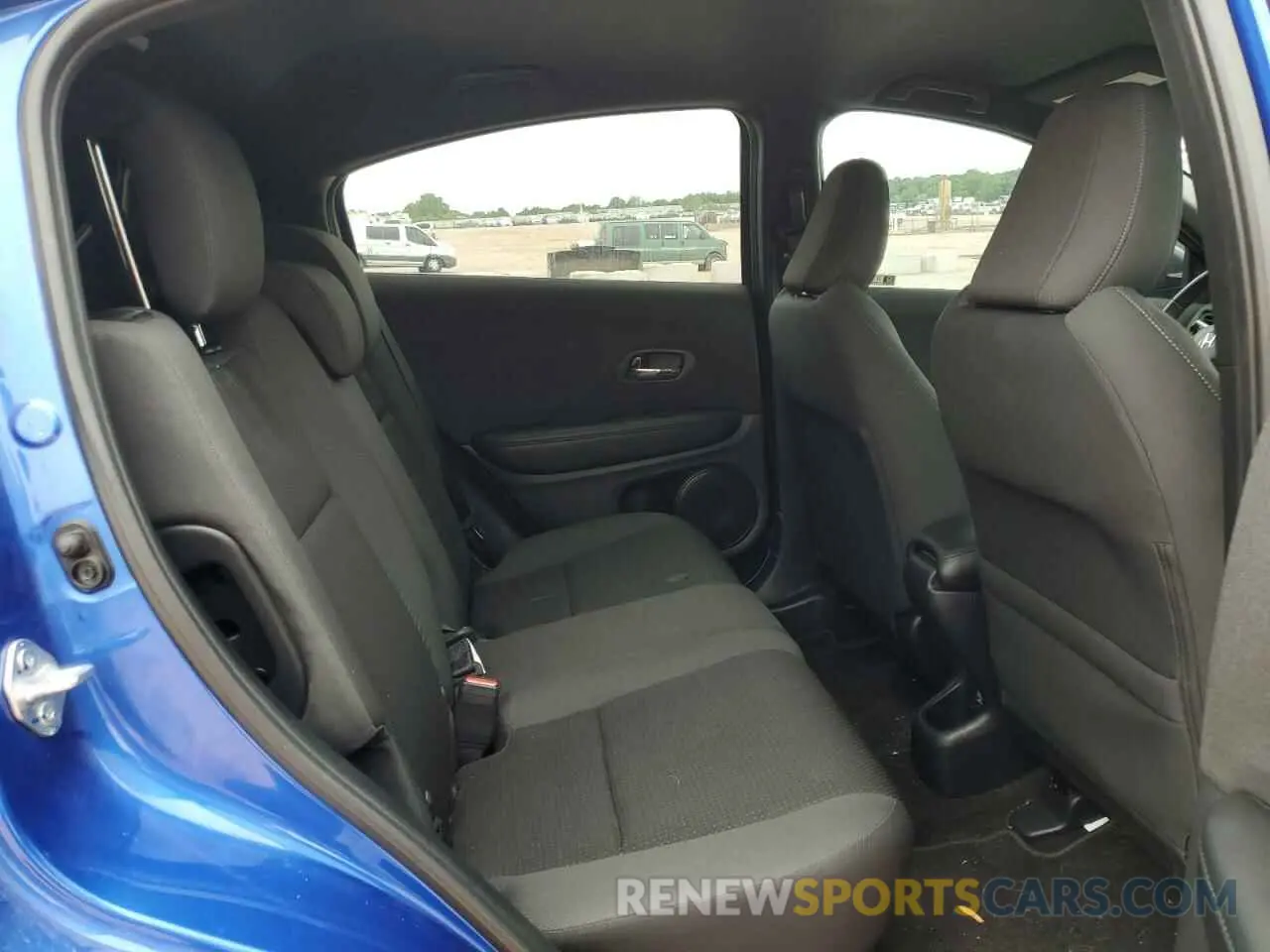11 Photograph of a damaged car 3CZRU5H17MM715988 HONDA HR-V 2021