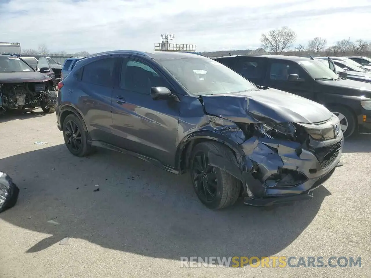 4 Photograph of a damaged car 3CZRU5H17MM721063 HONDA HR-V 2021