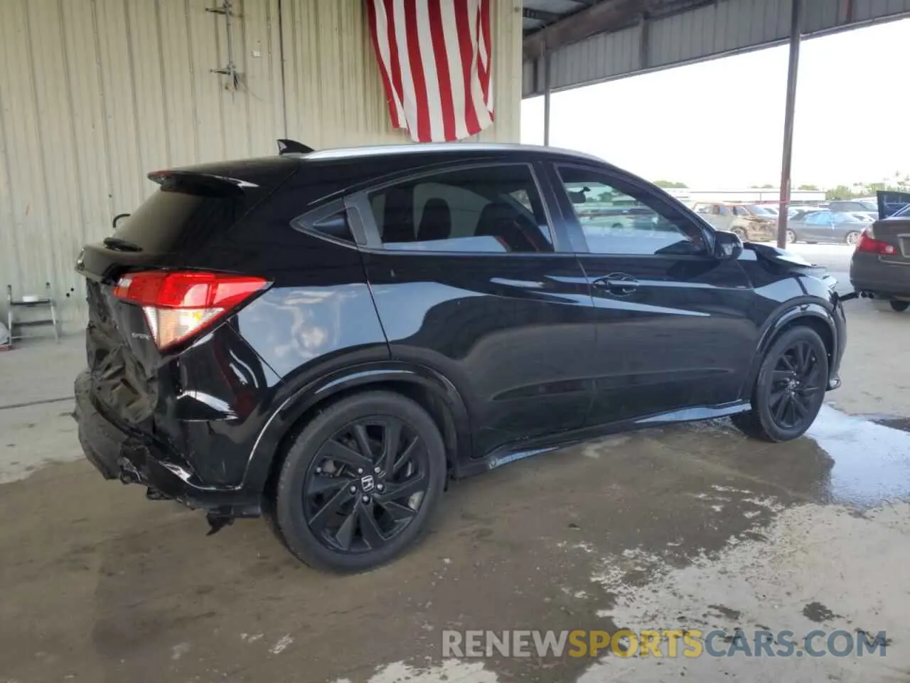 3 Photograph of a damaged car 3CZRU5H18MM701453 HONDA HR-V 2021