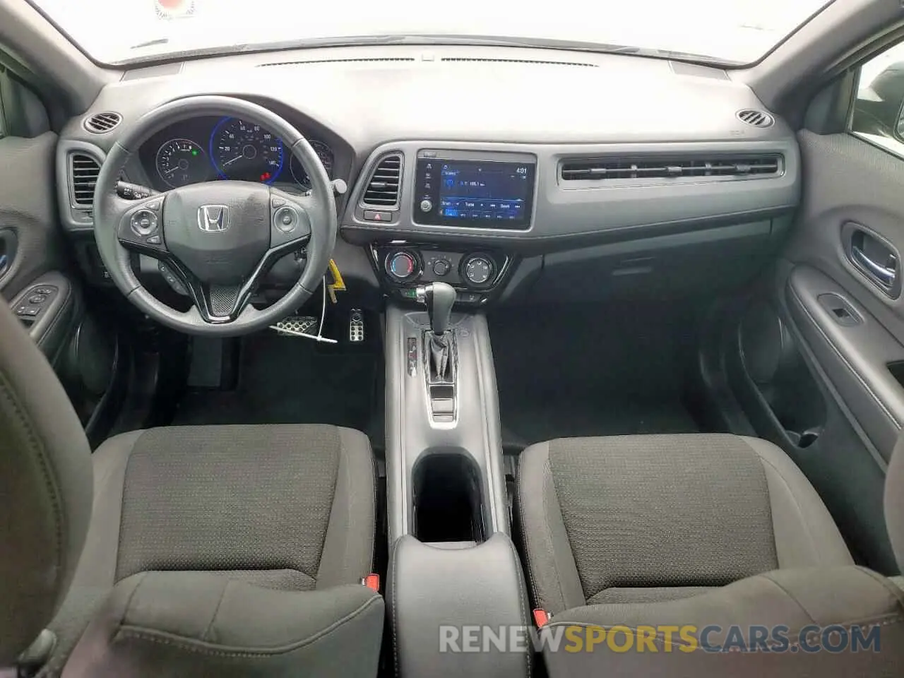 8 Photograph of a damaged car 3CZRU5H18MM725722 HONDA HR-V 2021