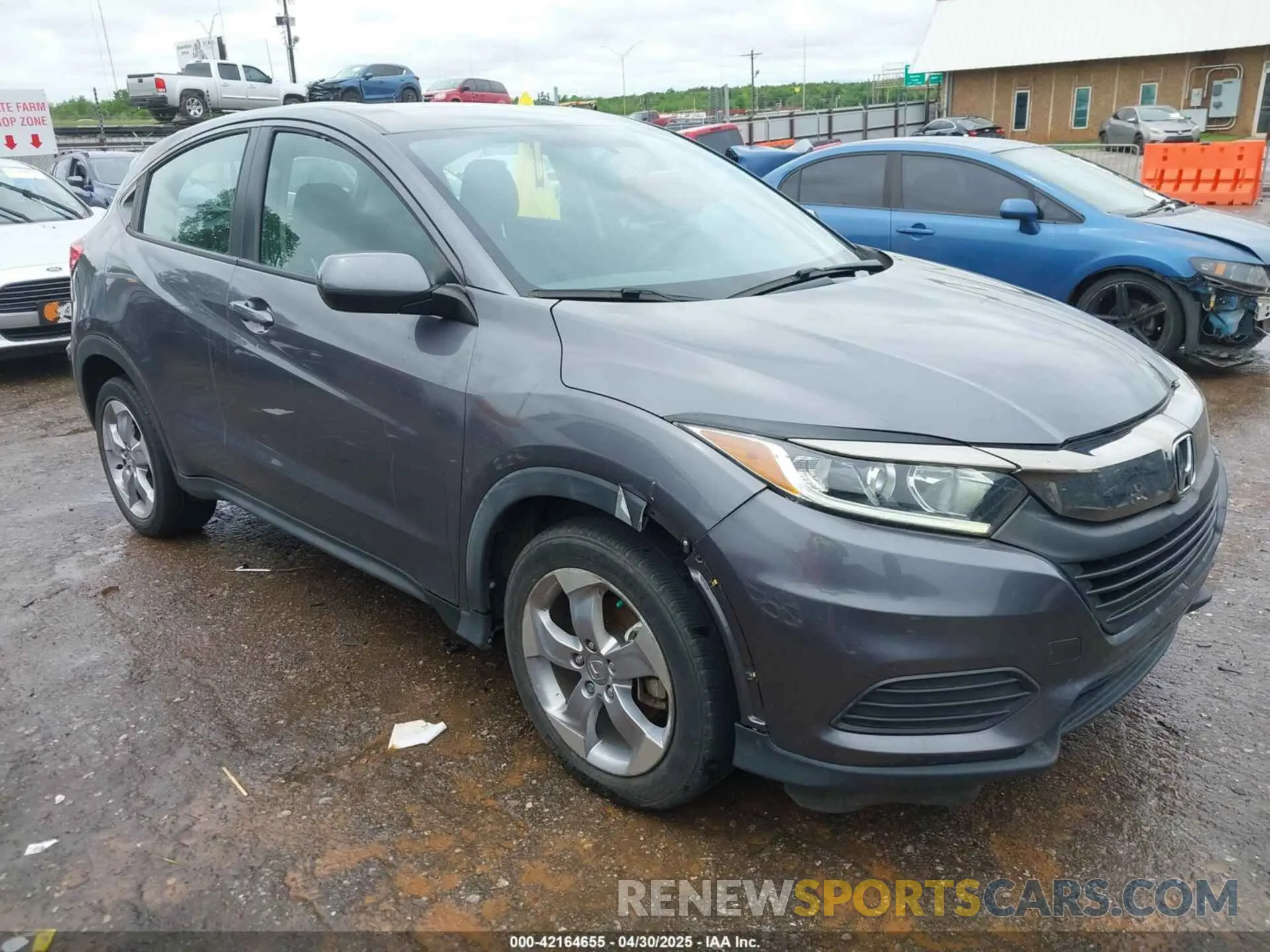 1 Photograph of a damaged car 3CZRU5H30MM725487 HONDA HR-V 2021