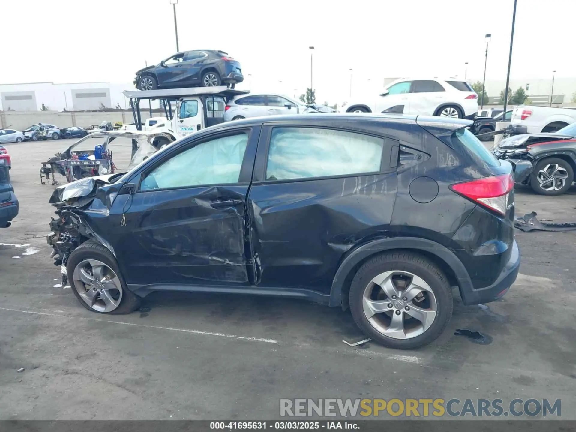 15 Photograph of a damaged car 3CZRU5H32MM713938 HONDA HR-V 2021