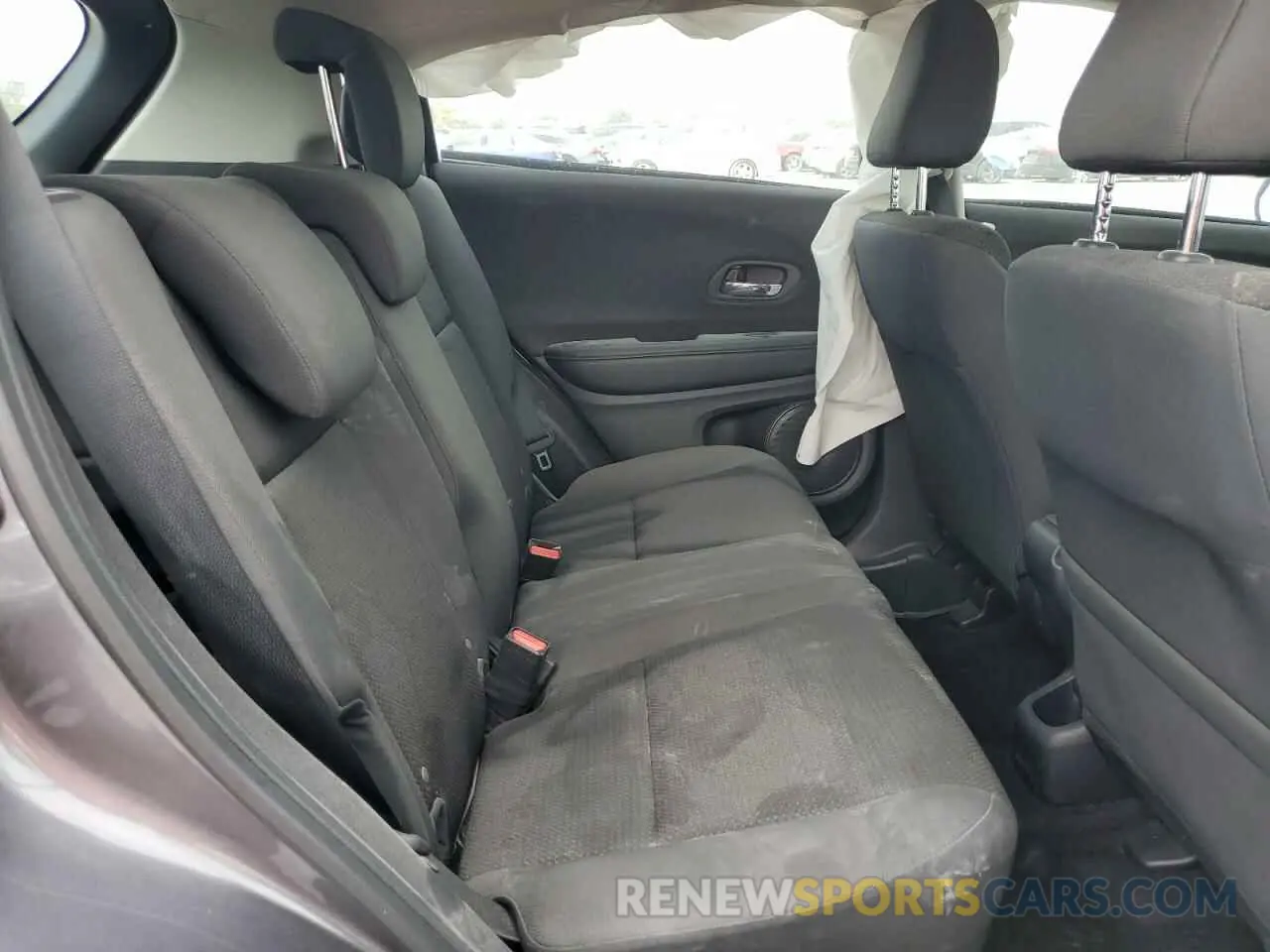 11 Photograph of a damaged car 3CZRU5H33MM726438 HONDA HR-V 2021