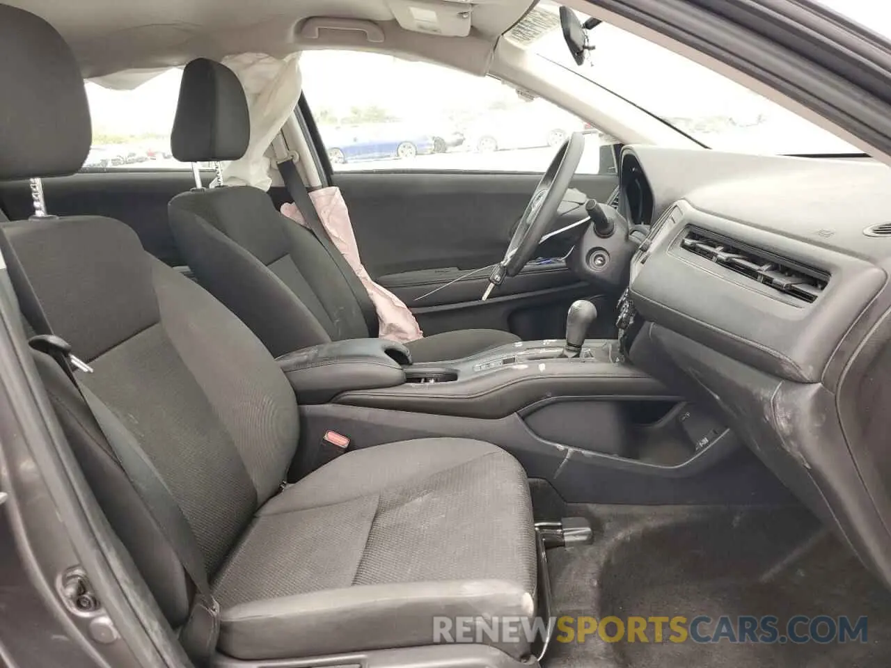 7 Photograph of a damaged car 3CZRU5H33MM726438 HONDA HR-V 2021